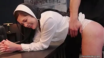Une Nonne ...