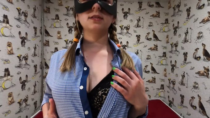 Pisse Et Plaisir: Une Vidéo Chaude D'Éjaculation Féminine