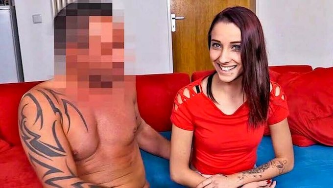 Une Adolescente Allemande Se Fait Sodomiser Brutalement Et Se Fait Remplir De Seins