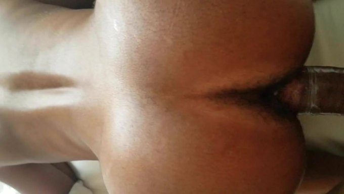 Une Ado Noire De 18 Ans Se Fait Baiser Par Derrière