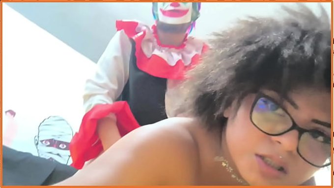 Le Beau-Père S’est Tapé Sa Belle-Fille En Faisant Semblant D’être Son Mec.