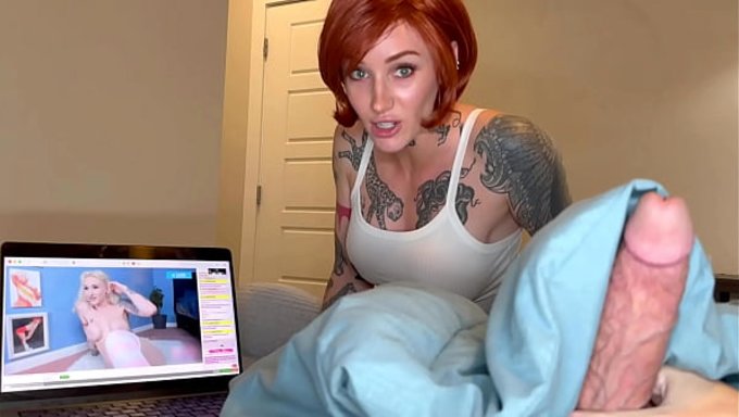 Un Pervers Débarque En Cam Avec Sa Queue Et Surprend La Belle-Mère Chaude Kitty Quinn.