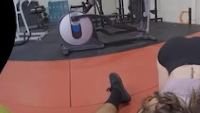 La Séance D'Entraînement Intense De Gianna Gem Se Transforme En Une Rencontre Sexuelle Torride