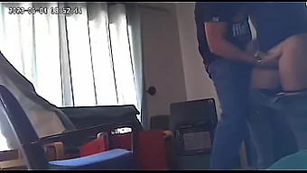 Un Mari In...